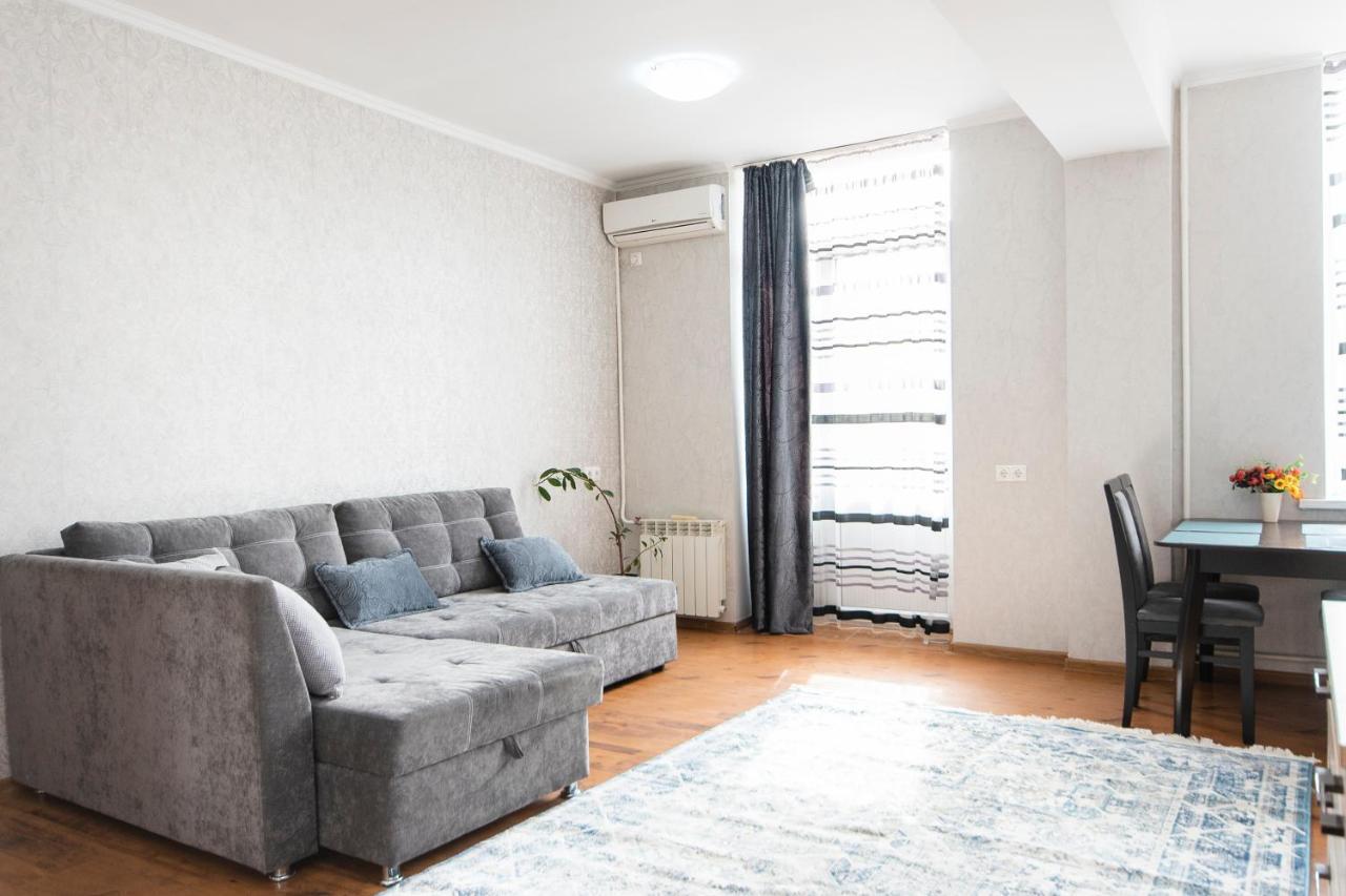 Comfortable Apartment In The Golden Square. Almaty Exterior foto